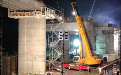 Levage de poutres béton sur la LGV à Poitiers (86)