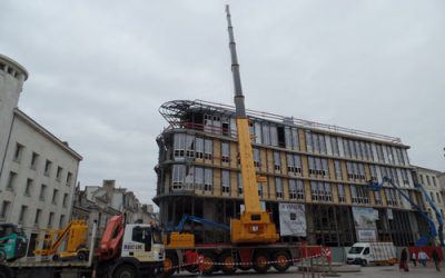 Pose de structure métallique sur un bâtiment à Poitiers (86)